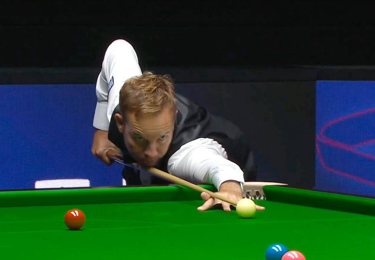 他对两库击 他对两库击