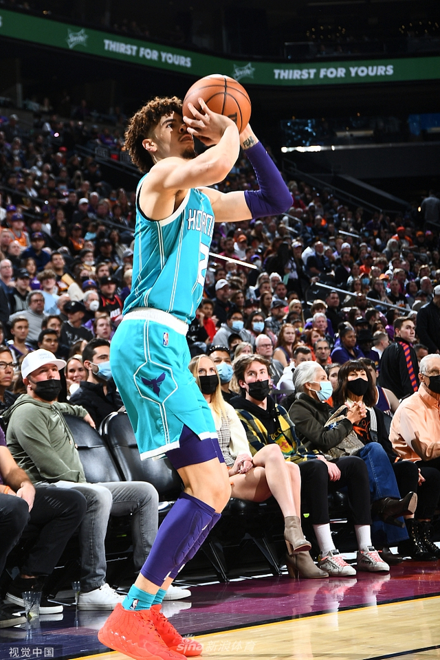 掘金vs快船首发出炉：小波特带伤出战 哈登小卡力争再下一城