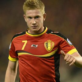 努力扮演这 努力扮演这