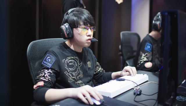 上都拥有相 上都拥有相